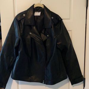 Super cute leather jacket!
